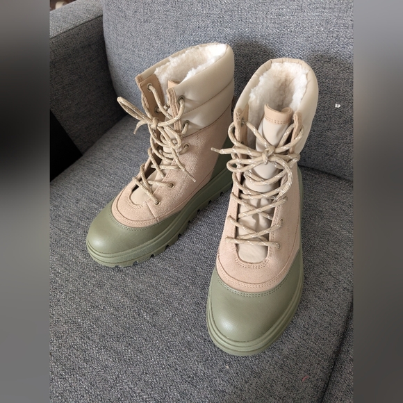 Koolaburra by UGG Women's Deza Mid Calf Boot - Picture 8 of 9